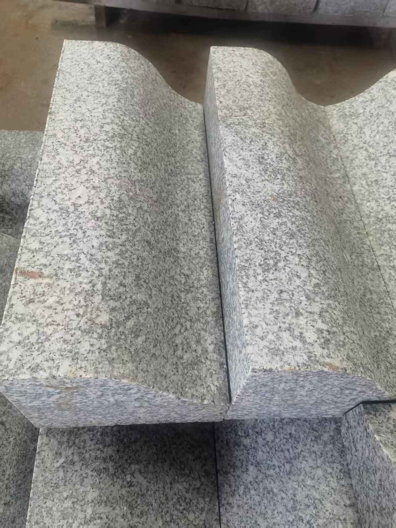 抚州芙蓉白S型拉丝面路沿石