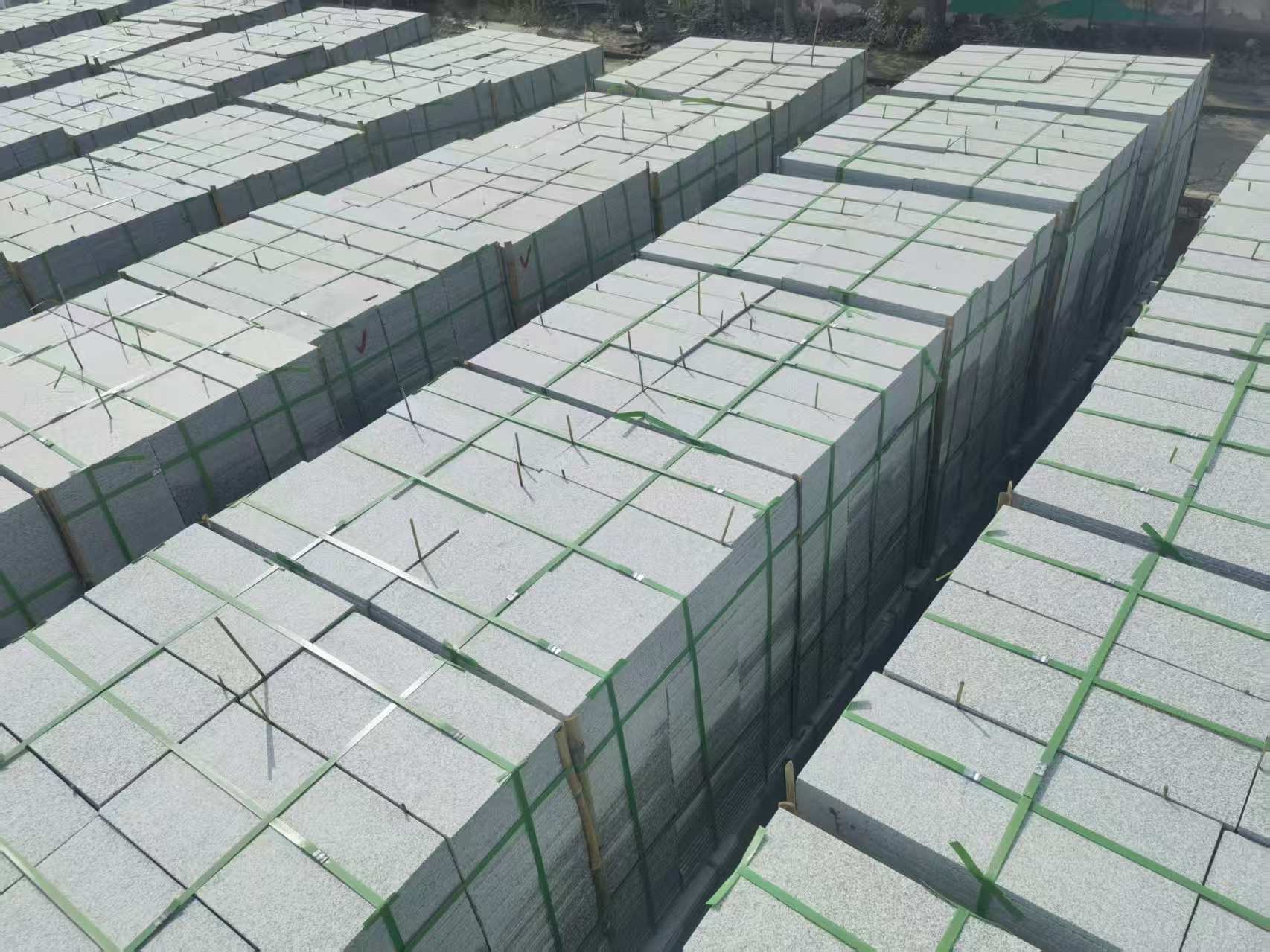 抚州 芝麻白1.8公分火烧300*600地铺，清仓大甩卖