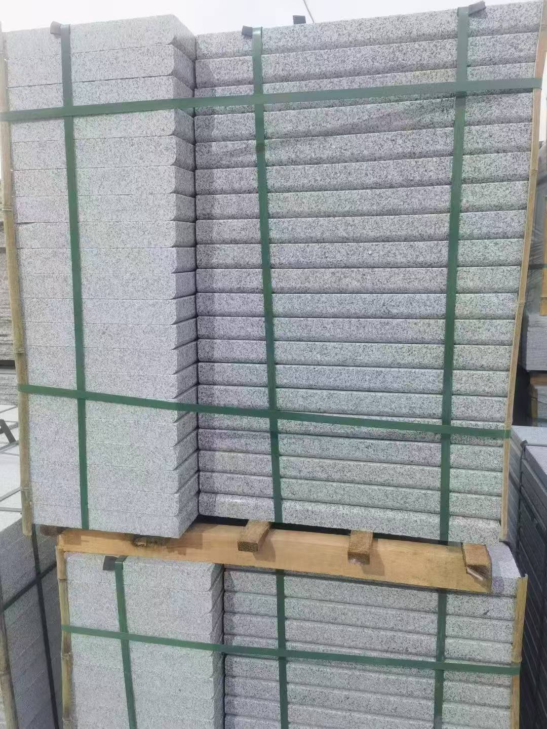 抚州 5公分芝麻白，倒斜角，室外楼梯踏步